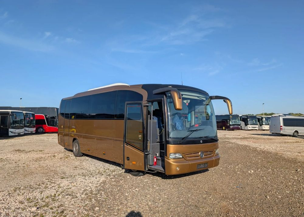 Mercedes-Benz Tourino - אוטובוס בין עירוני: תמונה 1 Mercedes-Benz Tourino - אוטובוס בין עירוני: תמונה 1