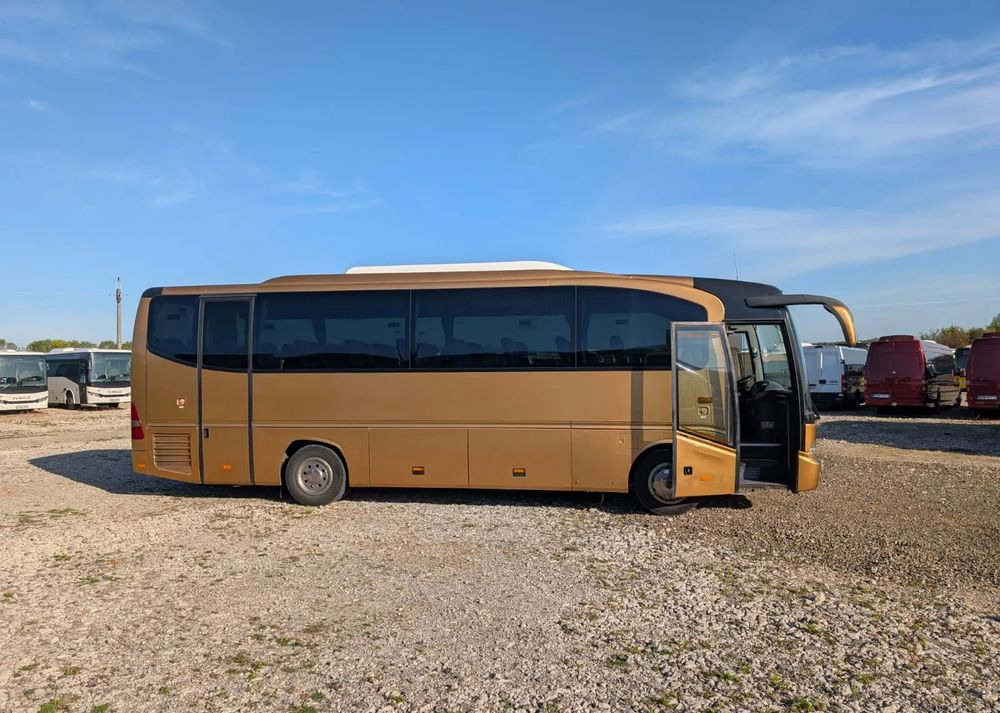 Mercedes-Benz Tourino - אוטובוס בין עירוני: תמונה 3 Mercedes-Benz Tourino - אוטובוס בין עירוני: תמונה 3