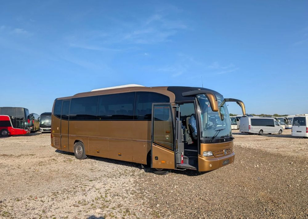 Mercedes-Benz Tourino - אוטובוס בין עירוני: תמונה 2 Mercedes-Benz Tourino - אוטובוס בין עירוני: תמונה 2