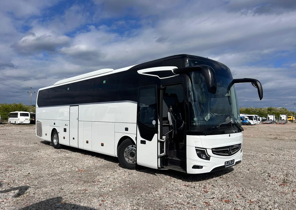 Mercedes-Benz Tourismo - אוטובוס בין עירוני: תמונה 1 Mercedes-Benz Tourismo - אוטובוס בין עירוני: תמונה 1
