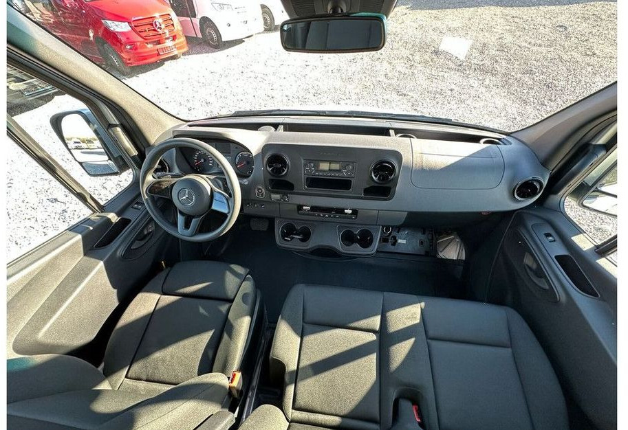 מיניבוס, אוטובוס חשמלי Mercedes-Benz eSprinter: תמונה 15