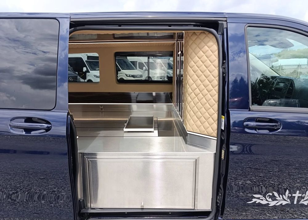 Mercedes-Benz eVito - כלי רכב מסחרי עם לוח, כלי רכב עירוני/ מיוחד: תמונה 4 Mercedes-Benz eVito - כלי רכב מסחרי עם לוח, כלי רכב עירוני/ מיוחד: תמונה 4