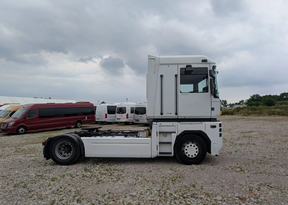 Renault Magnum - יחידת טרקטור: תמונה 3 Renault Magnum - יחידת טרקטור: תמונה 3