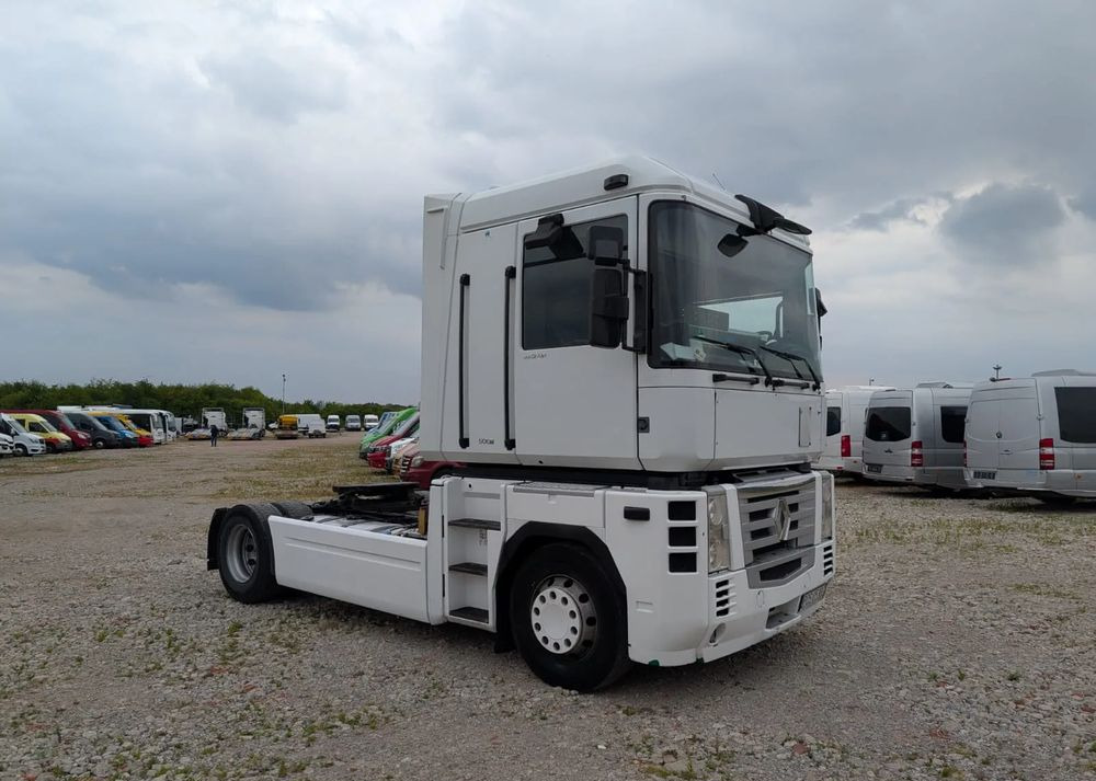 Renault Magnum - יחידת טרקטור: תמונה 2 Renault Magnum - יחידת טרקטור: תמונה 2