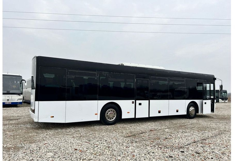 Solaris InterUrbino - אוטובוס פרברים: תמונה 5 Solaris InterUrbino - אוטובוס פרברים: תמונה 5
