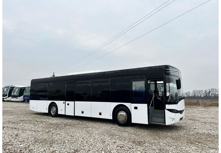 Solaris InterUrbino - אוטובוס פרברים: תמונה 3 Solaris InterUrbino - אוטובוס פרברים: תמונה 3