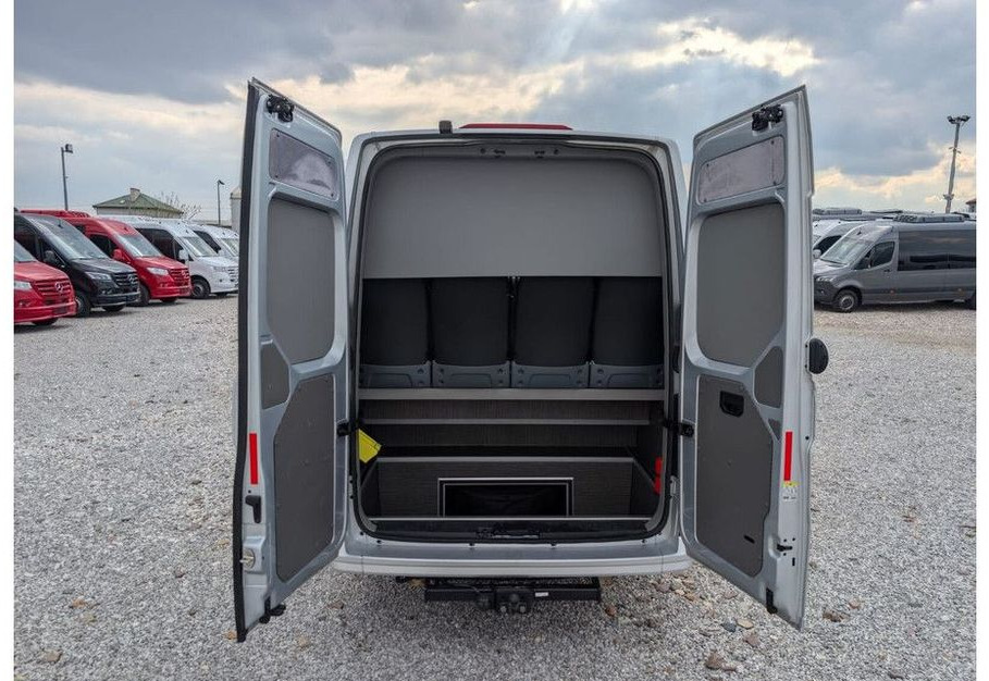 Volkswagen Crafter - מיניבוס, כלי רכב מסחרי לנוסעים: תמונה 5 Volkswagen Crafter - מיניבוס, כלי רכב מסחרי לנוסעים: תמונה 5