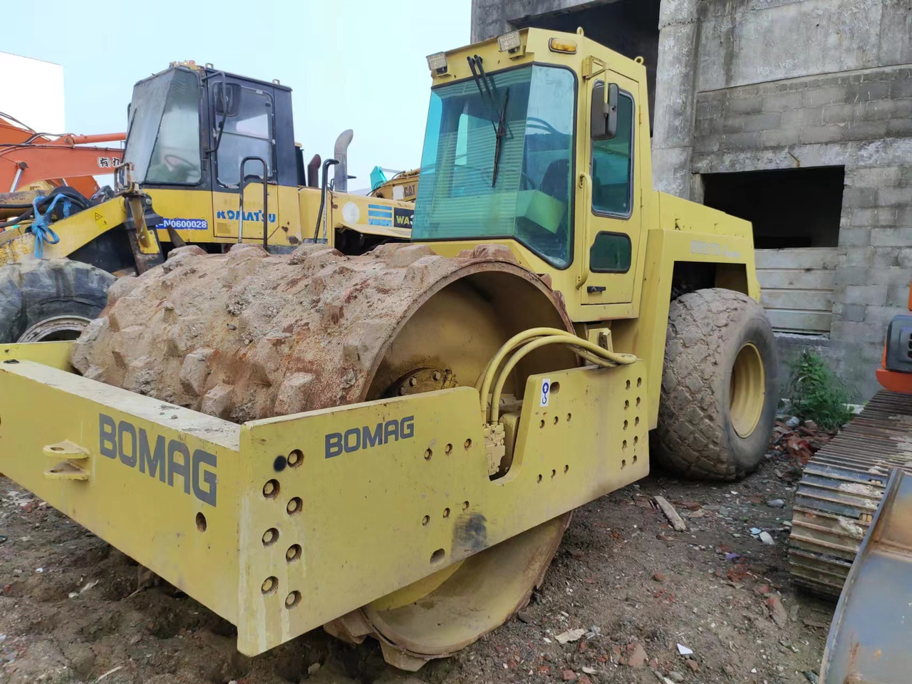 BOMAG BW 217D-2 - מדחס: תמונה 2 BOMAG BW 217D-2 - מדחס: תמונה 2