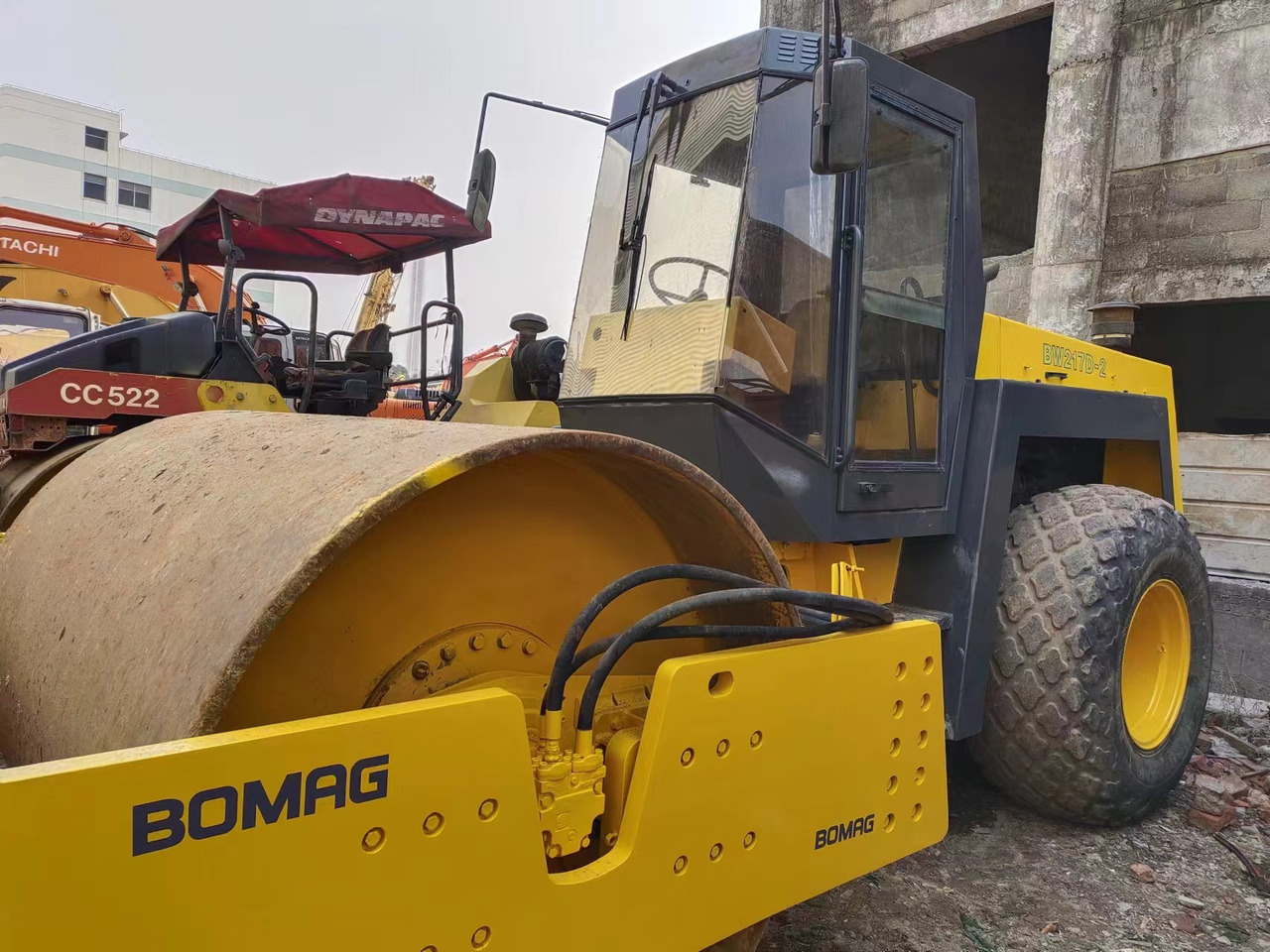 BOMAG BW217D - מדחס: תמונה 1 BOMAG BW217D - מדחס: תמונה 1