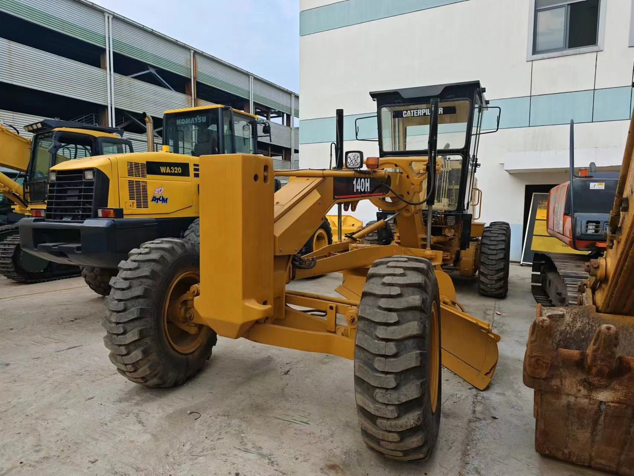 CATERPILLAR 140H - מפלסת: תמונה 3 CATERPILLAR 140H - מפלסת: תמונה 3