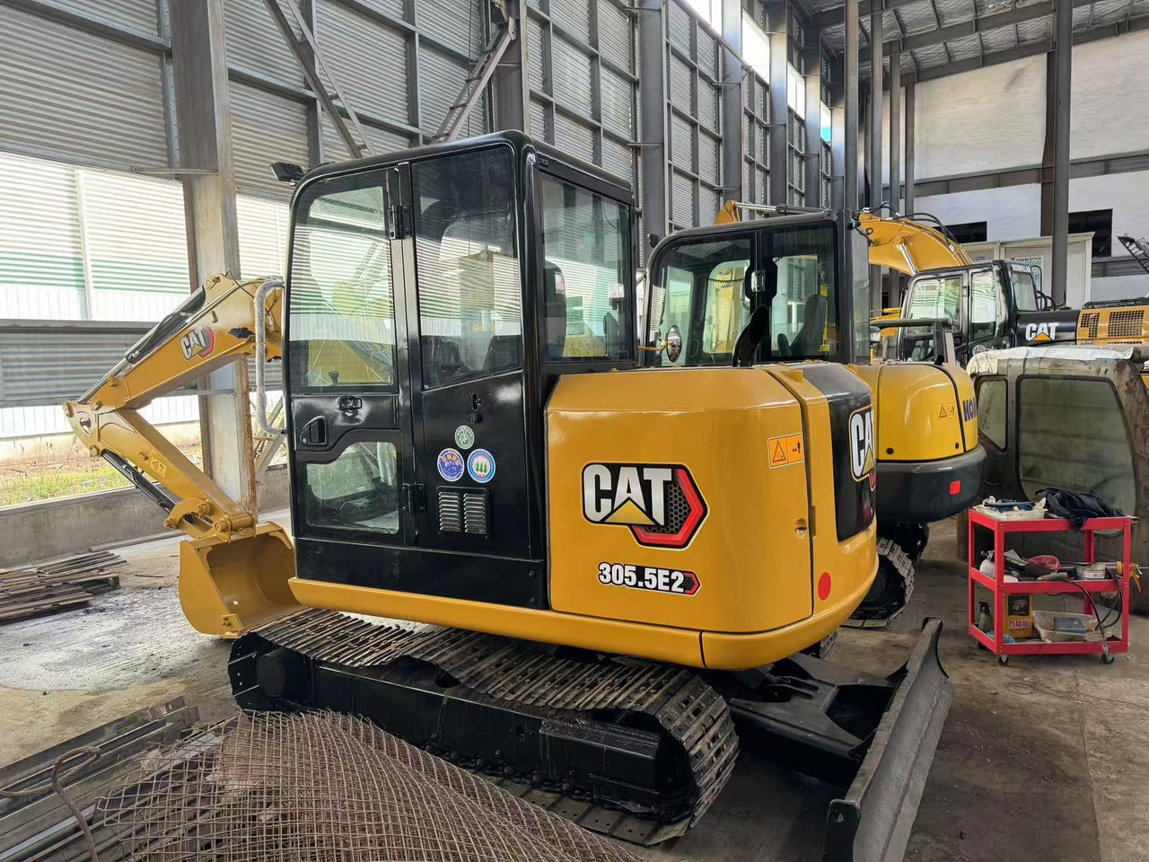 CATERPILLAR 305.5E2 CAT 305 308 306 307 - מיני מחפר: תמונה 2 CATERPILLAR 305.5E2 CAT 305 308 306 307 - מיני מחפר: תמונה 2