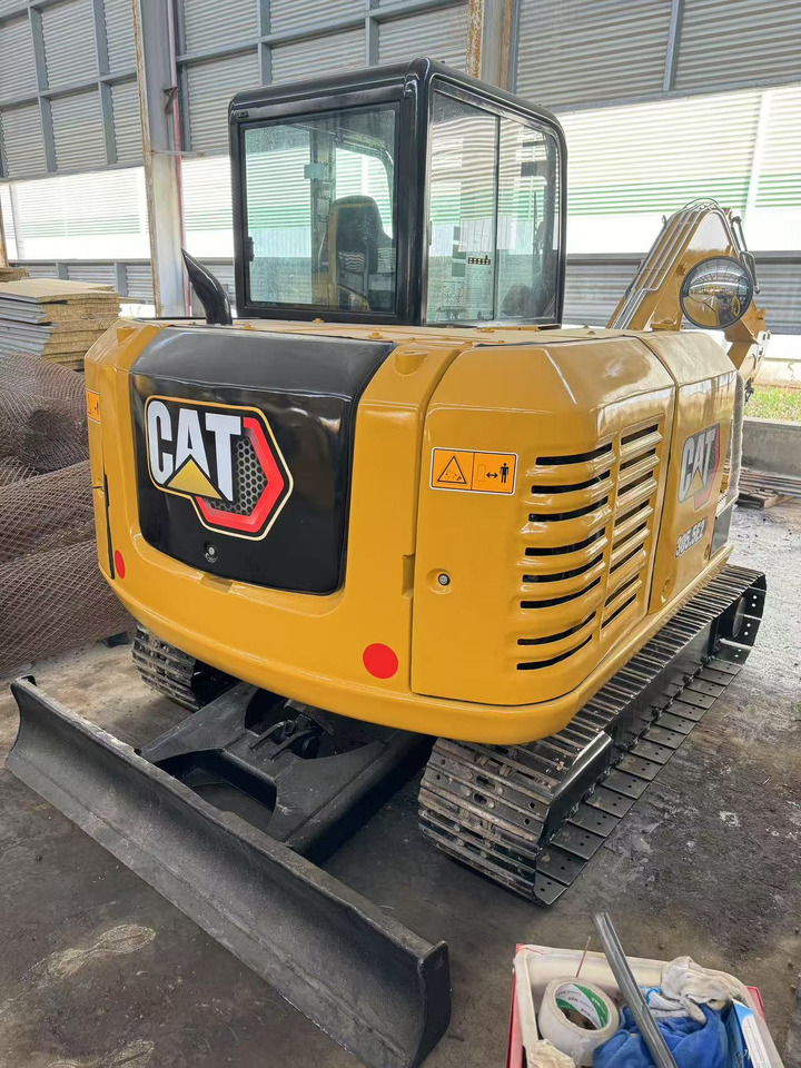 CATERPILLAR 305.5E2 - מיני מחפר: תמונה 2 CATERPILLAR 305.5E2 - מיני מחפר: תמונה 2
