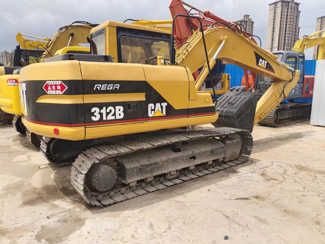 CATERPILLAR 312B - מחפר סורק: תמונה 1 CATERPILLAR 312B - מחפר סורק: תמונה 1