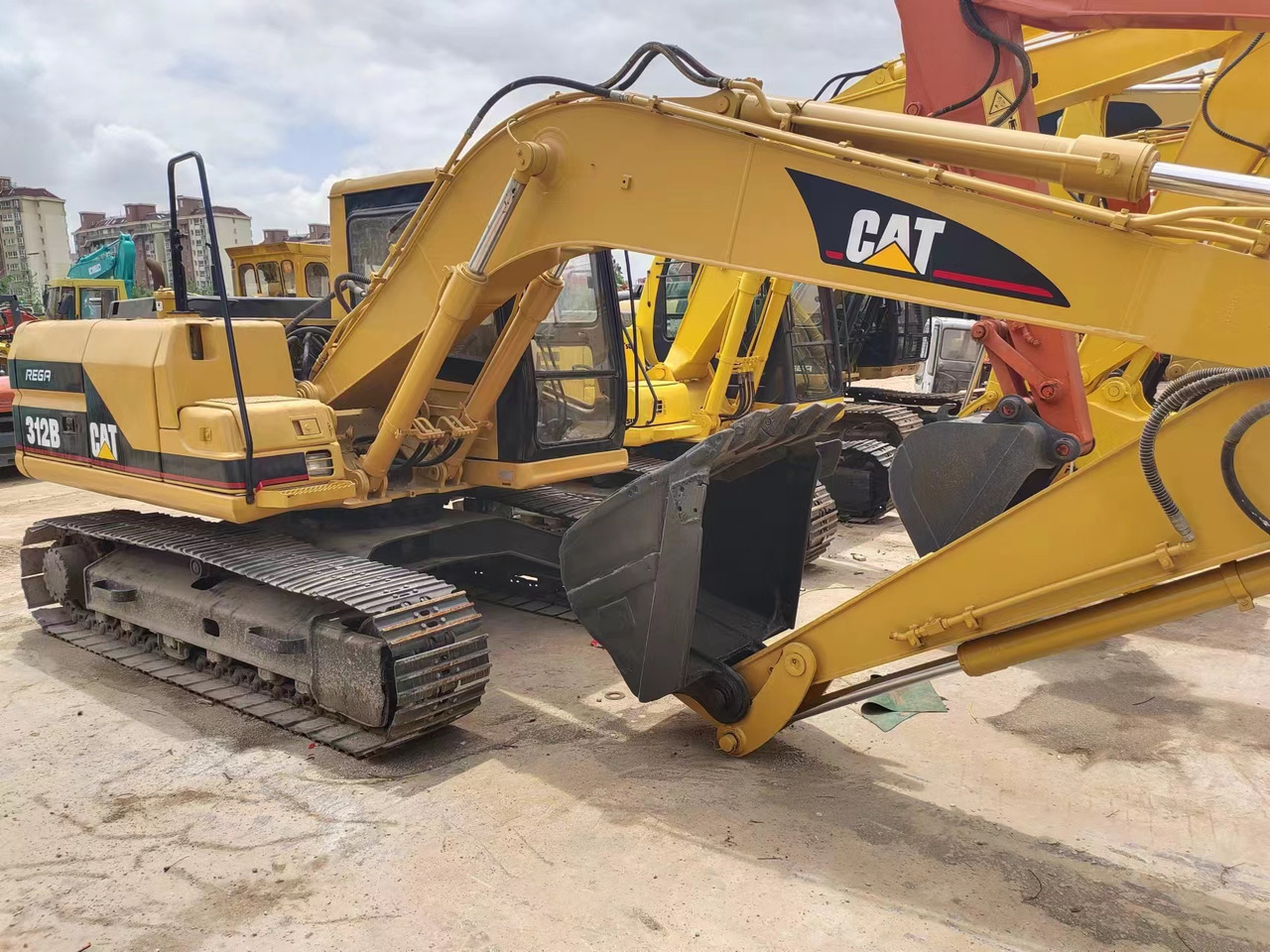 CATERPILLAR 312B - מחפר סורק: תמונה 2 CATERPILLAR 312B - מחפר סורק: תמונה 2