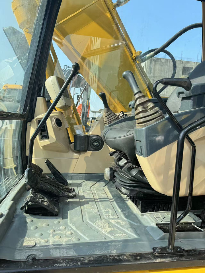 CATERPILLAR 320CL CAT 320 - מחפר סורק: תמונה 4 CATERPILLAR 320CL CAT 320 - מחפר סורק: תמונה 4