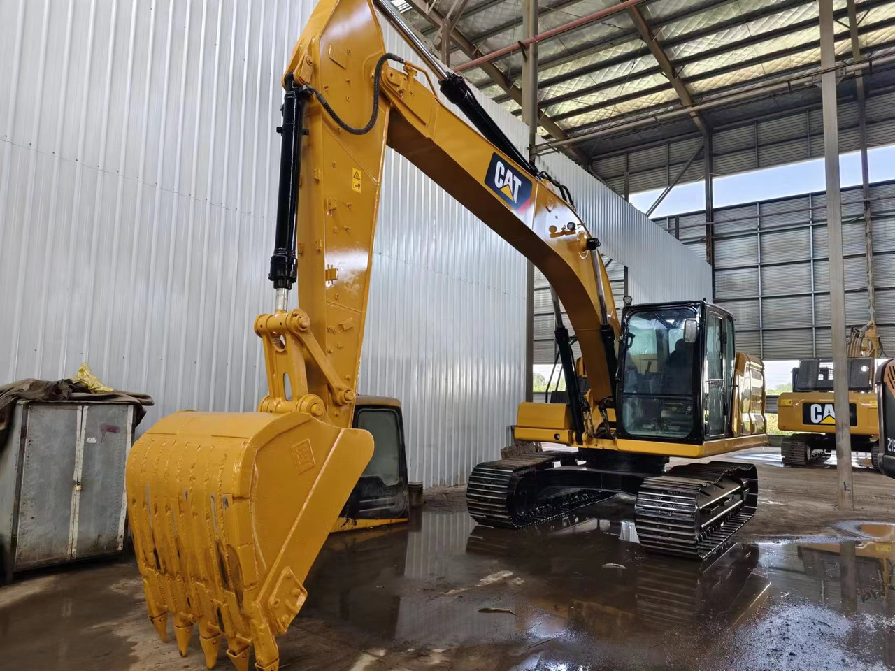 CATERPILLAR 320GC CAT 320 - מחפר סורק: תמונה 2 CATERPILLAR 320GC CAT 320 - מחפר סורק: תמונה 2