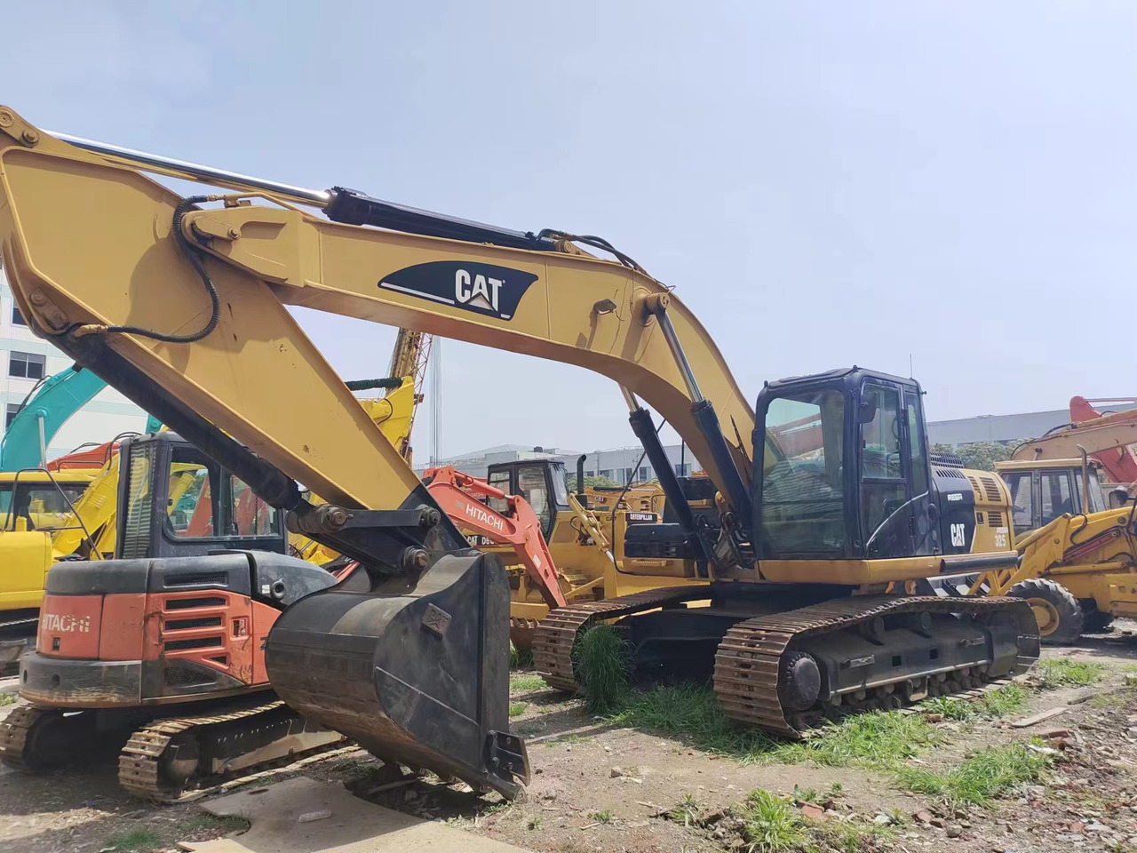 CATERPILLAR 325C - מחפר סורק: תמונה 2 CATERPILLAR 325C - מחפר סורק: תמונה 2