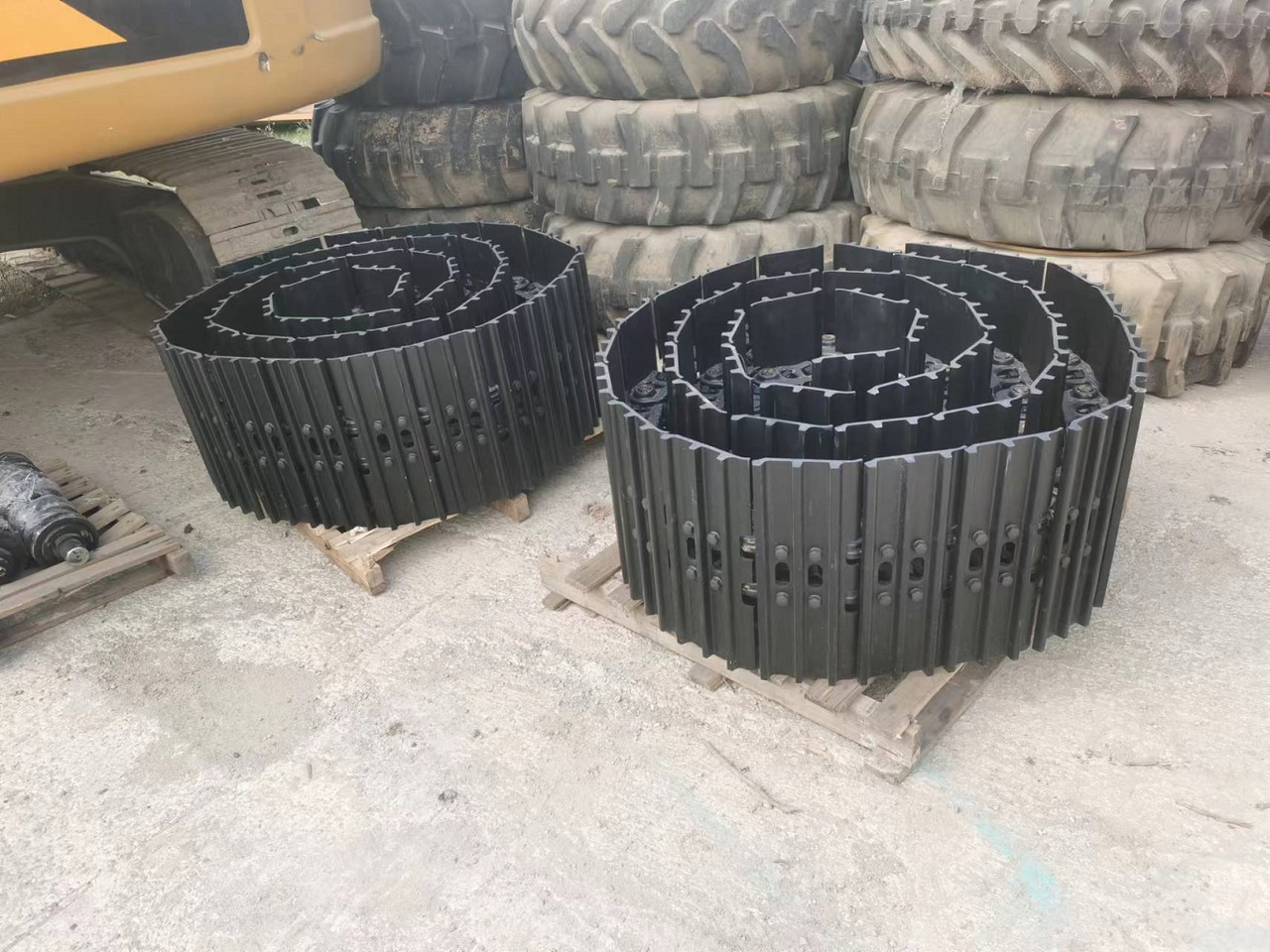 CATERPILLAR 600MM wxcavator track - רצועה עבור מחפר סורק: תמונה 3 CATERPILLAR 600MM wxcavator track - רצועה עבור מחפר סורק: תמונה 3