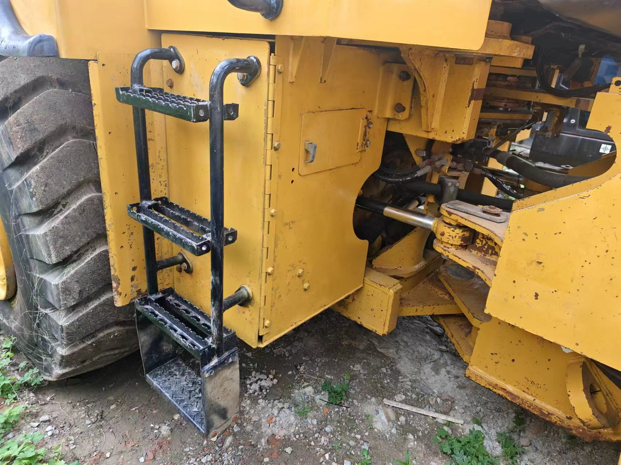 CATERPILLAR 966H - מעמיס גלגלים: תמונה 5 CATERPILLAR 966H - מעמיס גלגלים: תמונה 5