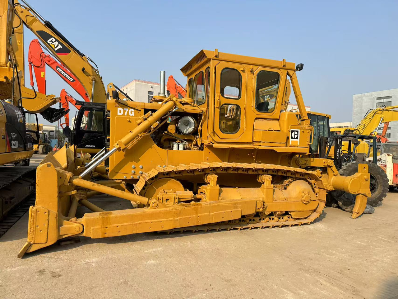 CATERPILLAR D7G - דחפור: תמונה 4 CATERPILLAR D7G - דחפור: תמונה 4