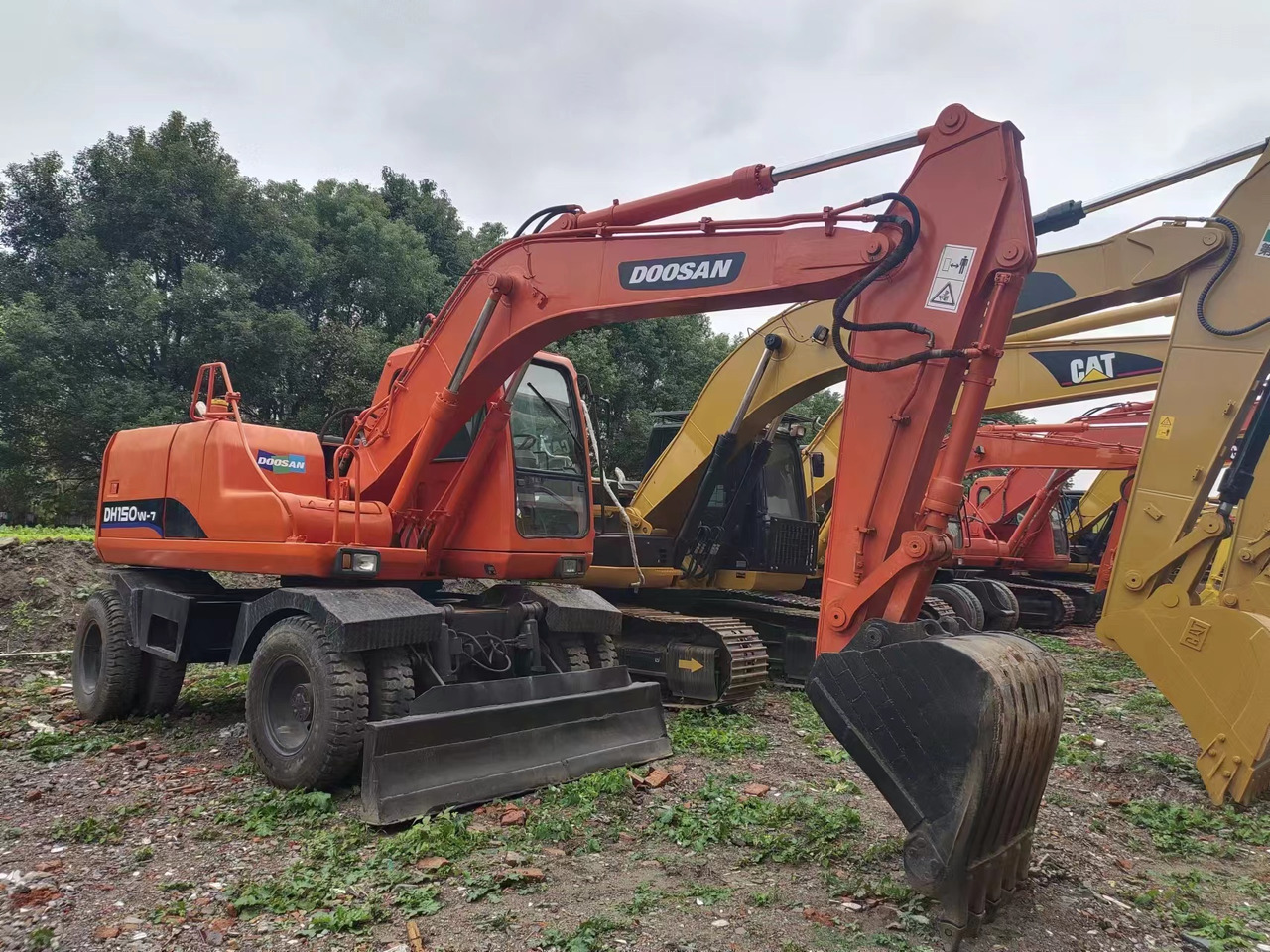 DOOSAN DH150W-7 - מחפר גלגלים: תמונה 1 DOOSAN DH150W-7 - מחפר גלגלים: תמונה 1