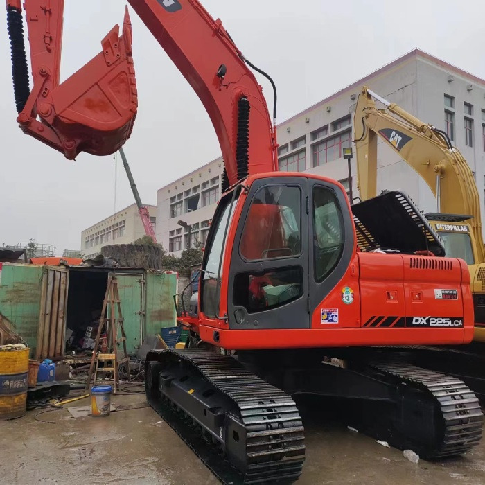 DOOSAN DX225LCA - מחפר סורק: תמונה 1 DOOSAN DX225LCA - מחפר סורק: תמונה 1