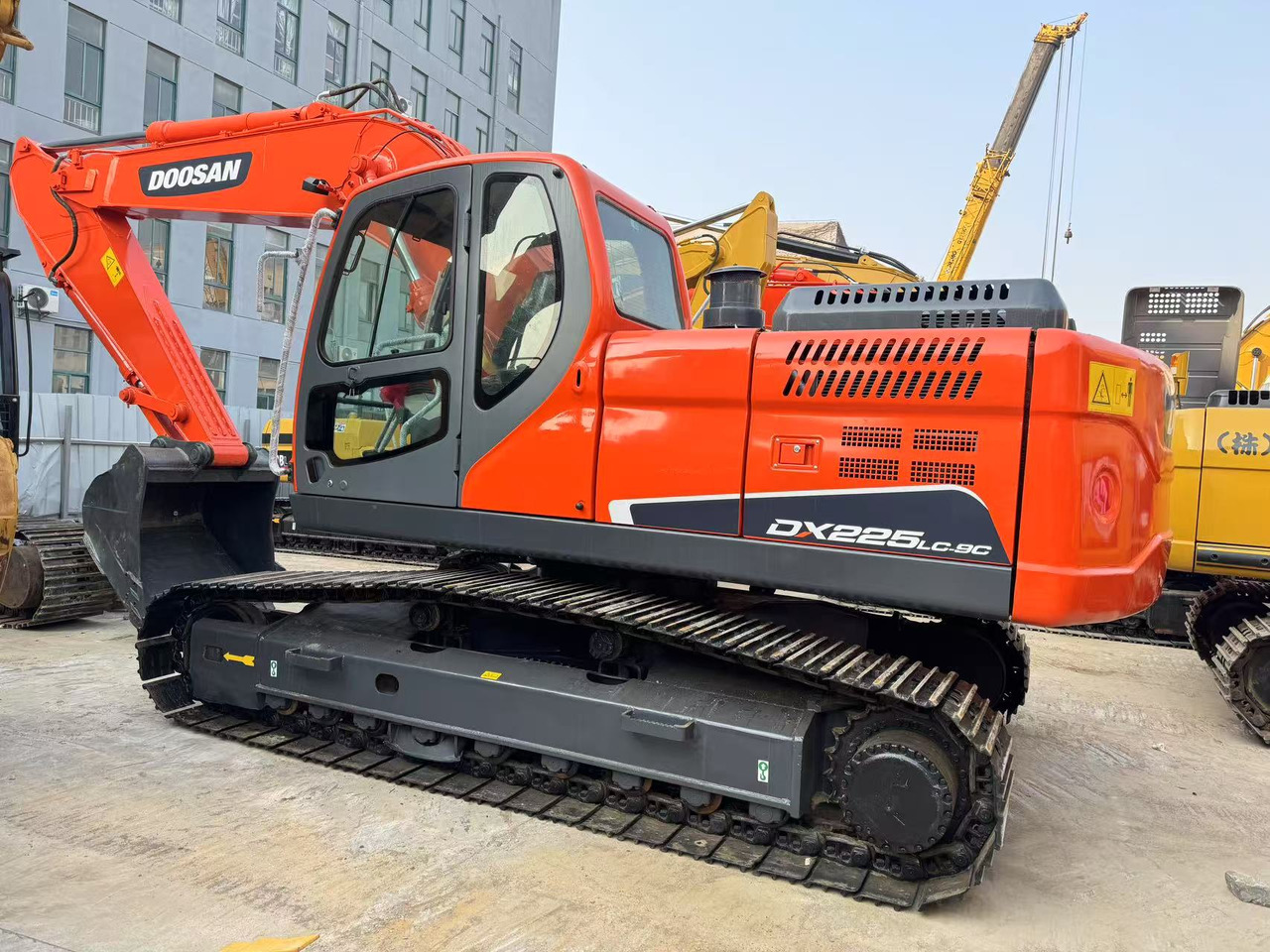 DOOSAN DX225 - מחפר סורק: תמונה 5 DOOSAN DX225 - מחפר סורק: תמונה 5