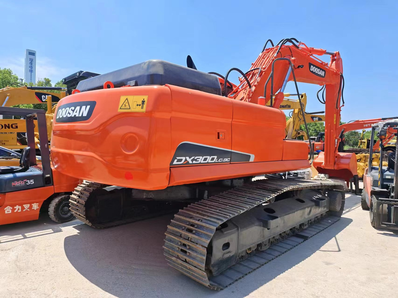 DOOSAN DX300LC-9C - מחפר סורק: תמונה 3 DOOSAN DX300LC-9C - מחפר סורק: תמונה 3