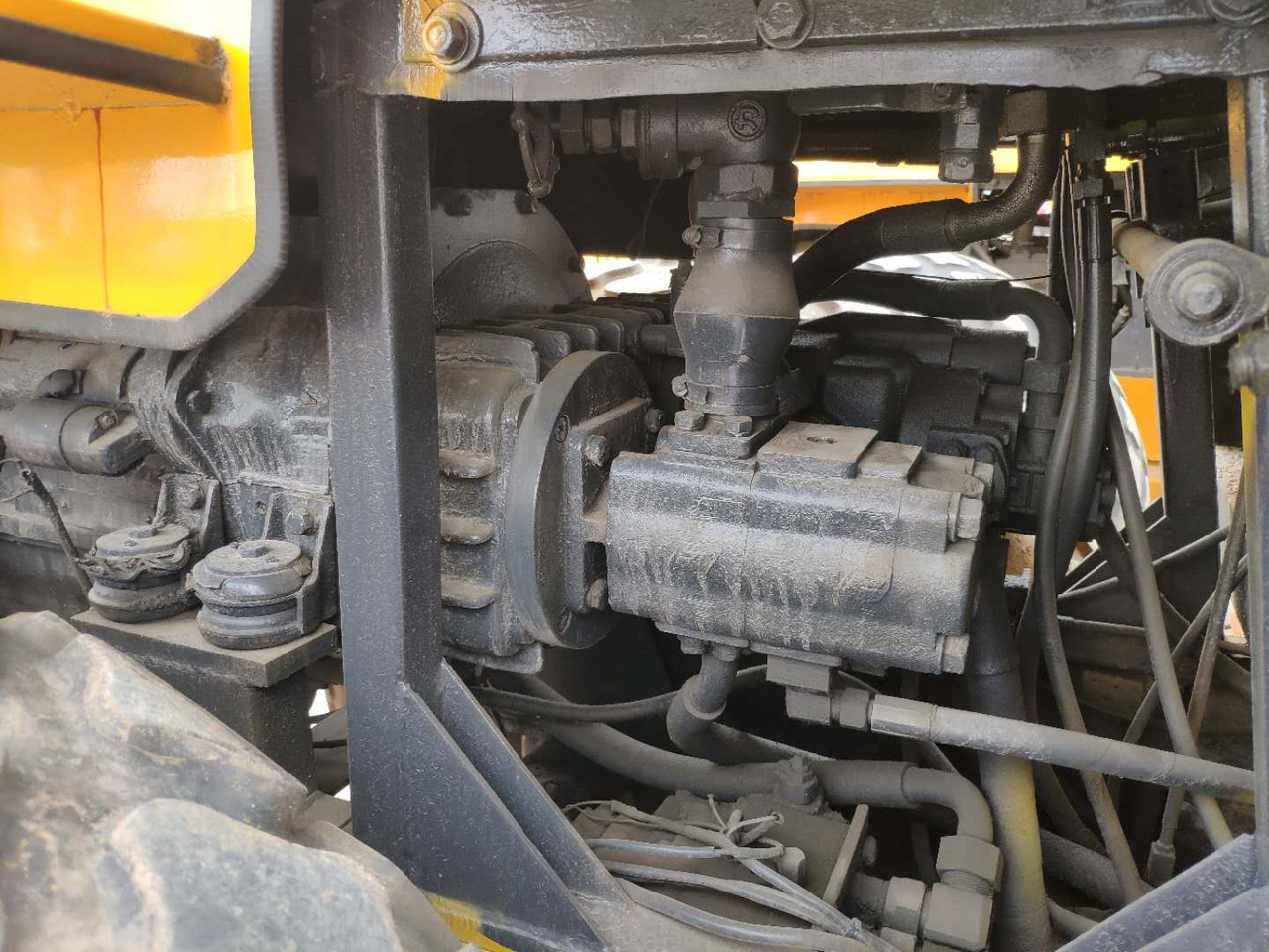 DYNAPAC CA301D - מדחס: תמונה 4 DYNAPAC CA301D - מדחס: תמונה 4