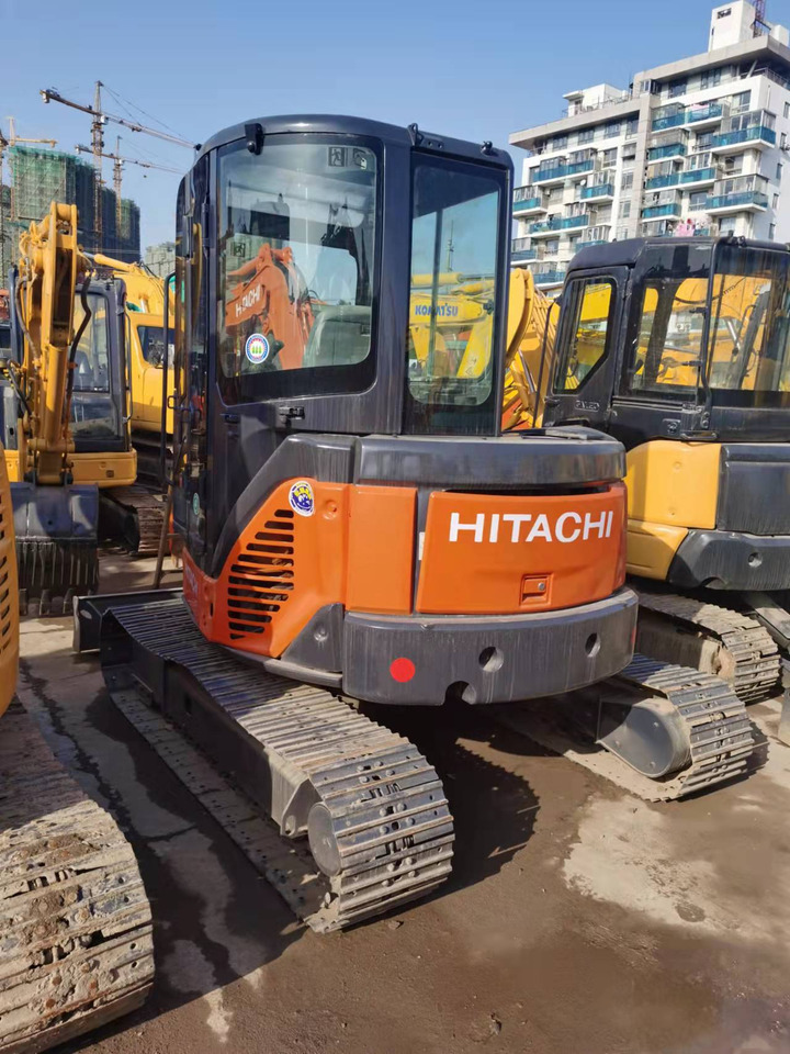 HITACHI ZX55 - מיני מחפר: תמונה 1 HITACHI ZX55 - מיני מחפר: תמונה 1
