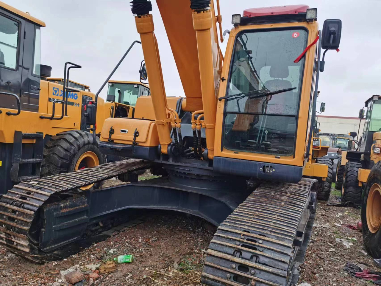 HYUNDAI 305LC-9T 220LC-9S - מחפר סורק: תמונה 2 HYUNDAI 305LC-9T 220LC-9S - מחפר סורק: תמונה 2