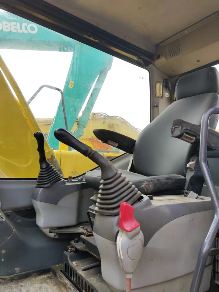 KOMATSU PC130-7 - מחפר סורק: תמונה 3 KOMATSU PC130-7 - מחפר סורק: תמונה 3