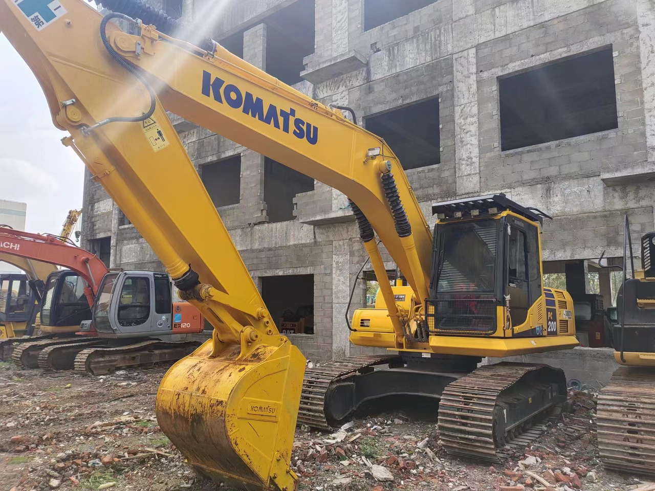 KOMATSU PC200-8N1 - מחפר סורק: תמונה 5 KOMATSU PC200-8N1 - מחפר סורק: תמונה 5