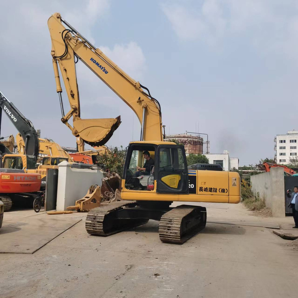 KOMATSU PC220-7 PC200-7 - מחפר סורק: תמונה 1 KOMATSU PC220-7 PC200-7 - מחפר סורק: תמונה 1