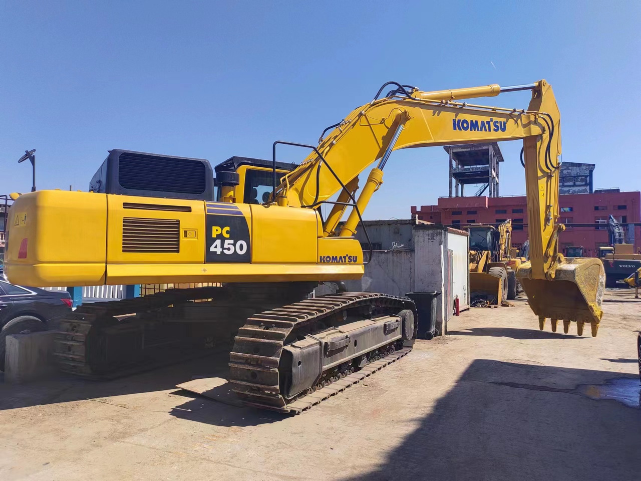KOMATSU PC450-8 - מחפר סורק: תמונה 1 KOMATSU PC450-8 - מחפר סורק: תמונה 1