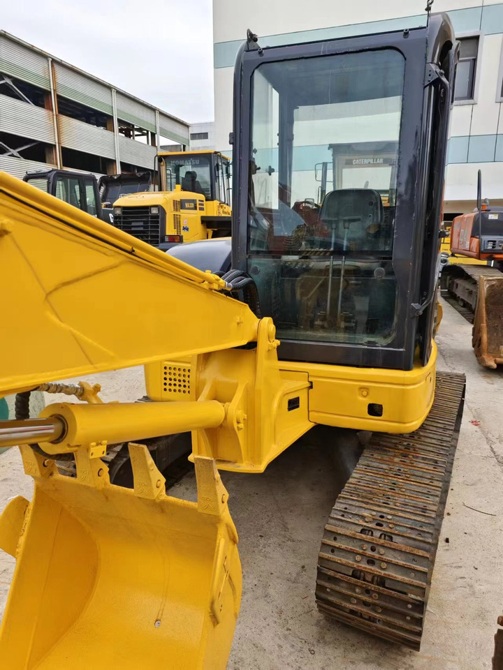 KOMATSU PC55MR-2 - מיני מחפר: תמונה 2 KOMATSU PC55MR-2 - מיני מחפר: תמונה 2