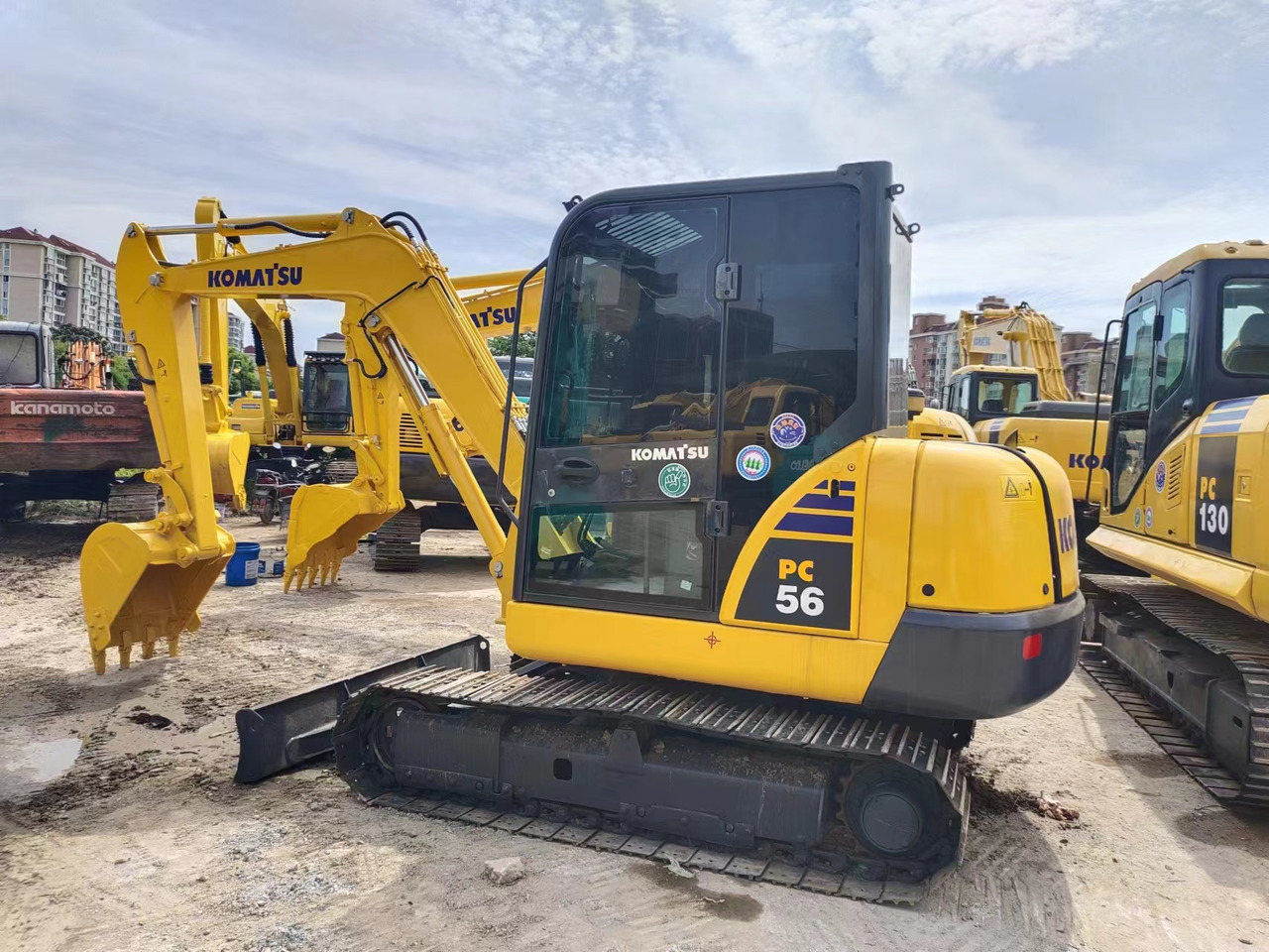 KOMATSU PC56 komatsu mini excavator PC55 PC60 - מיני מחפר: תמונה 2 KOMATSU PC56 komatsu mini excavator PC55 PC60 - מיני מחפר: תמונה 2