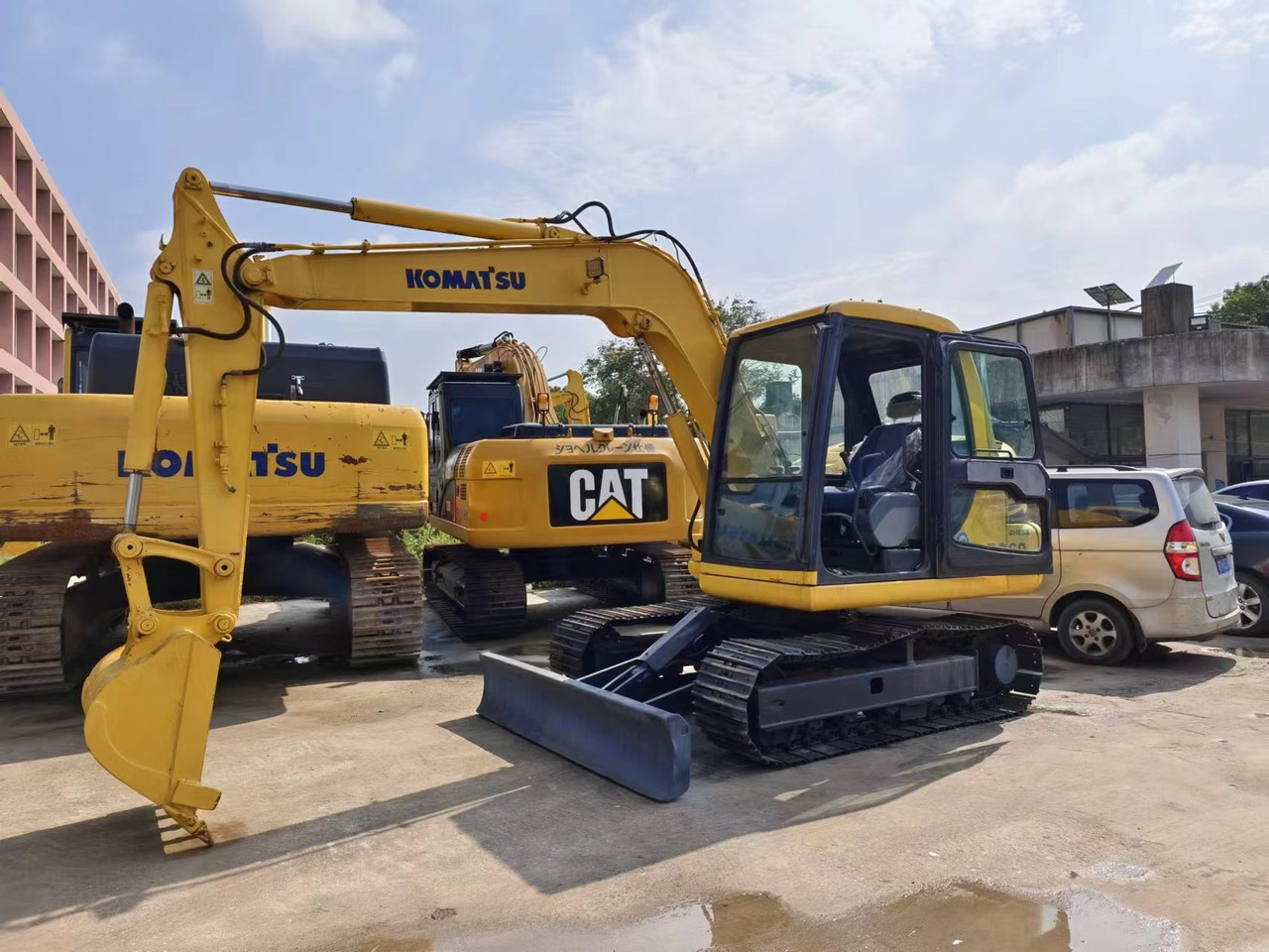 KOMATSU PC60-7 PC56 PC60 - מיני מחפר: תמונה 1 KOMATSU PC60-7 PC56 PC60 - מיני מחפר: תמונה 1