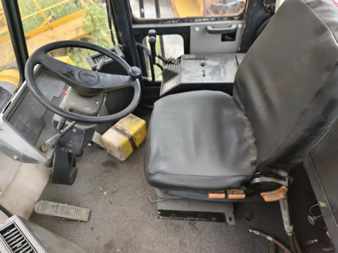 KOMATSU WA470 - מעמיס גלגלים: תמונה 5 KOMATSU WA470 - מעמיס גלגלים: תמונה 5