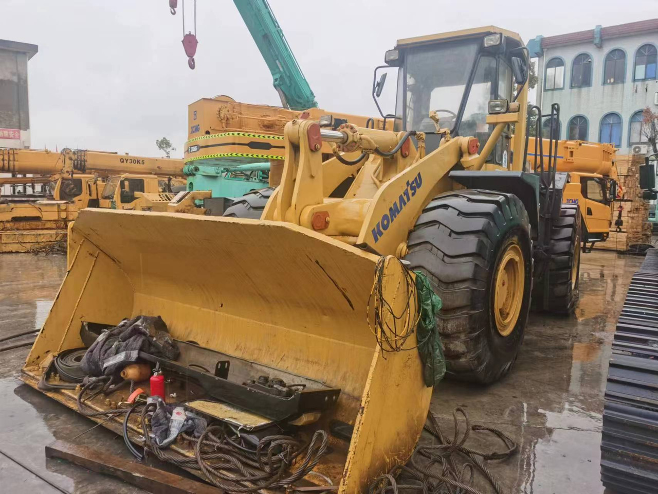 KOMATSU WA470 - מעמיס גלגלים: תמונה 2 KOMATSU WA470 - מעמיס גלגלים: תמונה 2