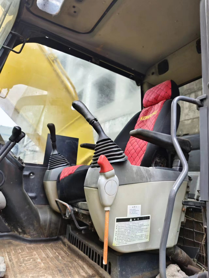 KOMATSU pc200-8 pc200 Japan made - מחפר סורק: תמונה 4 KOMATSU pc200-8 pc200 Japan made - מחפר סורק: תמונה 4