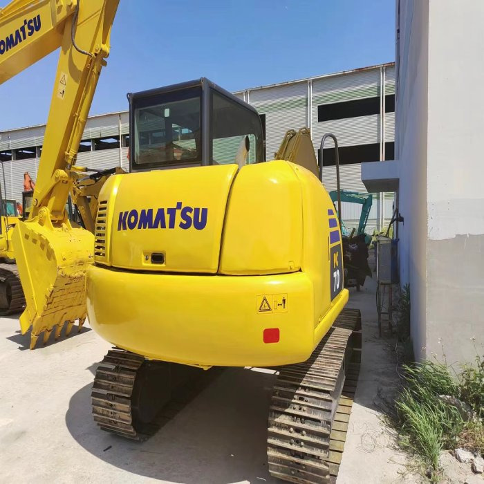 KOMATSU pc70-8 - מחפר סורק: תמונה 2 KOMATSU pc70-8 - מחפר סורק: תמונה 2
