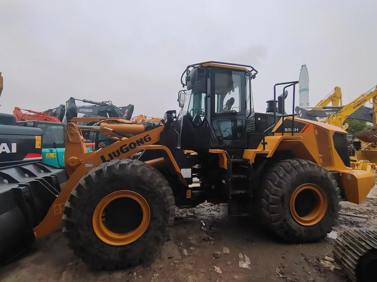 LIUGONG 856H - מעמיס גלגלים: תמונה 2 LIUGONG 856H - מעמיס גלגלים: תמונה 2