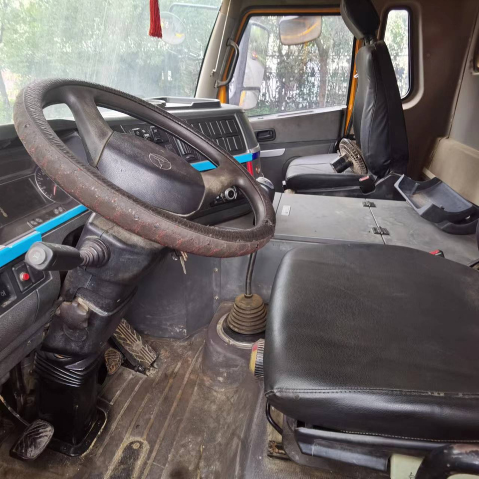 SANY STC250 - עגורן נייד: תמונה 4 SANY STC250 - עגורן נייד: תמונה 4