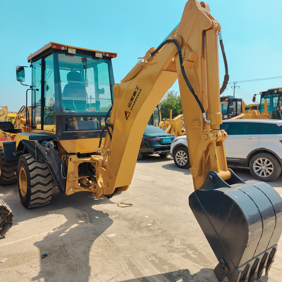 SDLG LGB680 - מחפרון: תמונה 3 SDLG LGB680 - מחפרון: תמונה 3