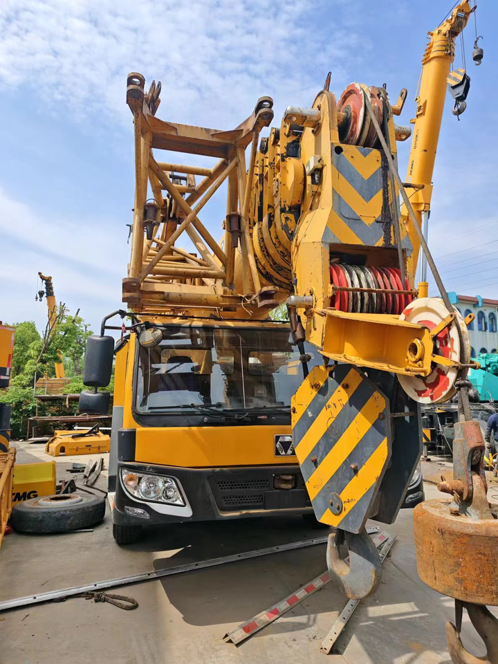 XCMG QY100K-Ⅱ QY100K 100tons - עגורן נייד: תמונה 2 XCMG QY100K-Ⅱ QY100K 100tons - עגורן נייד: תמונה 2