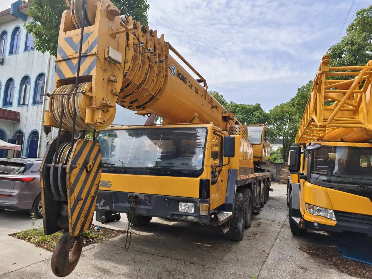 XCMG QY130K - עגורן נייד: תמונה 2 XCMG QY130K - עגורן נייד: תמונה 2