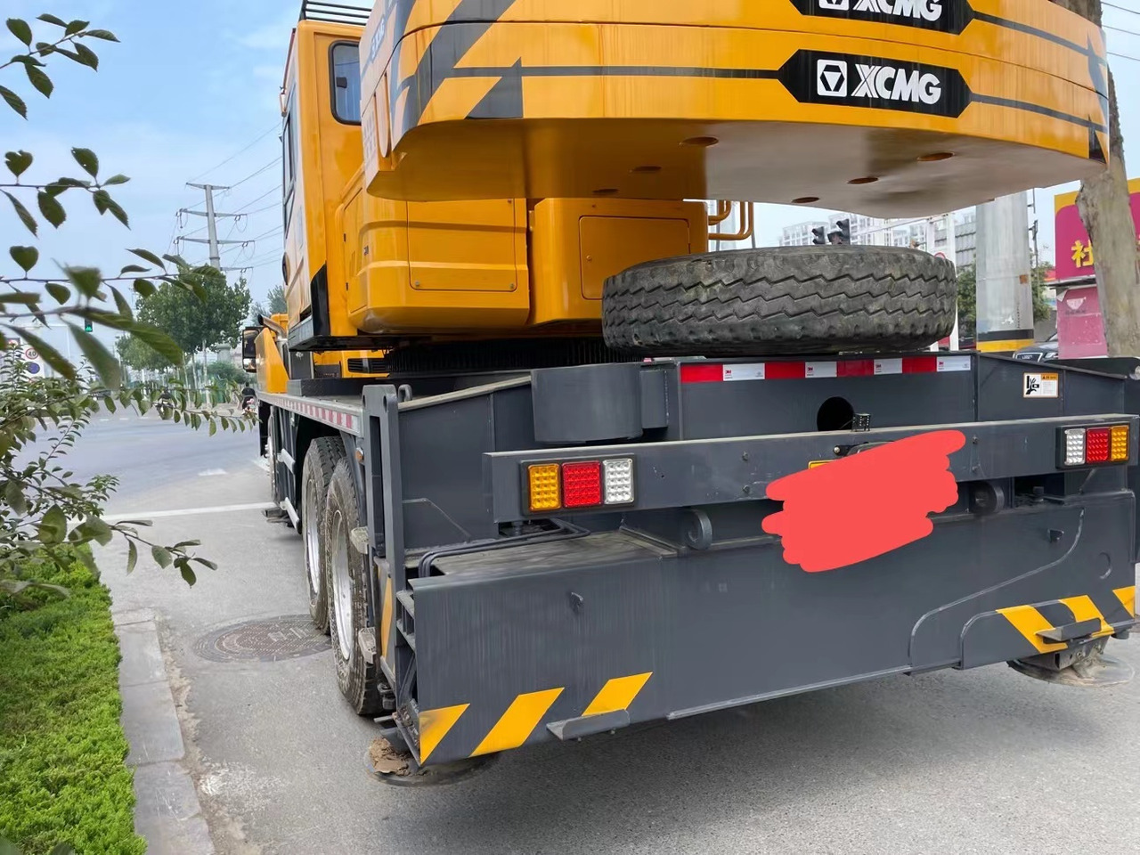 XCMG QY70K - עגורן נייד: תמונה 4 XCMG QY70K - עגורן נייד: תמונה 4