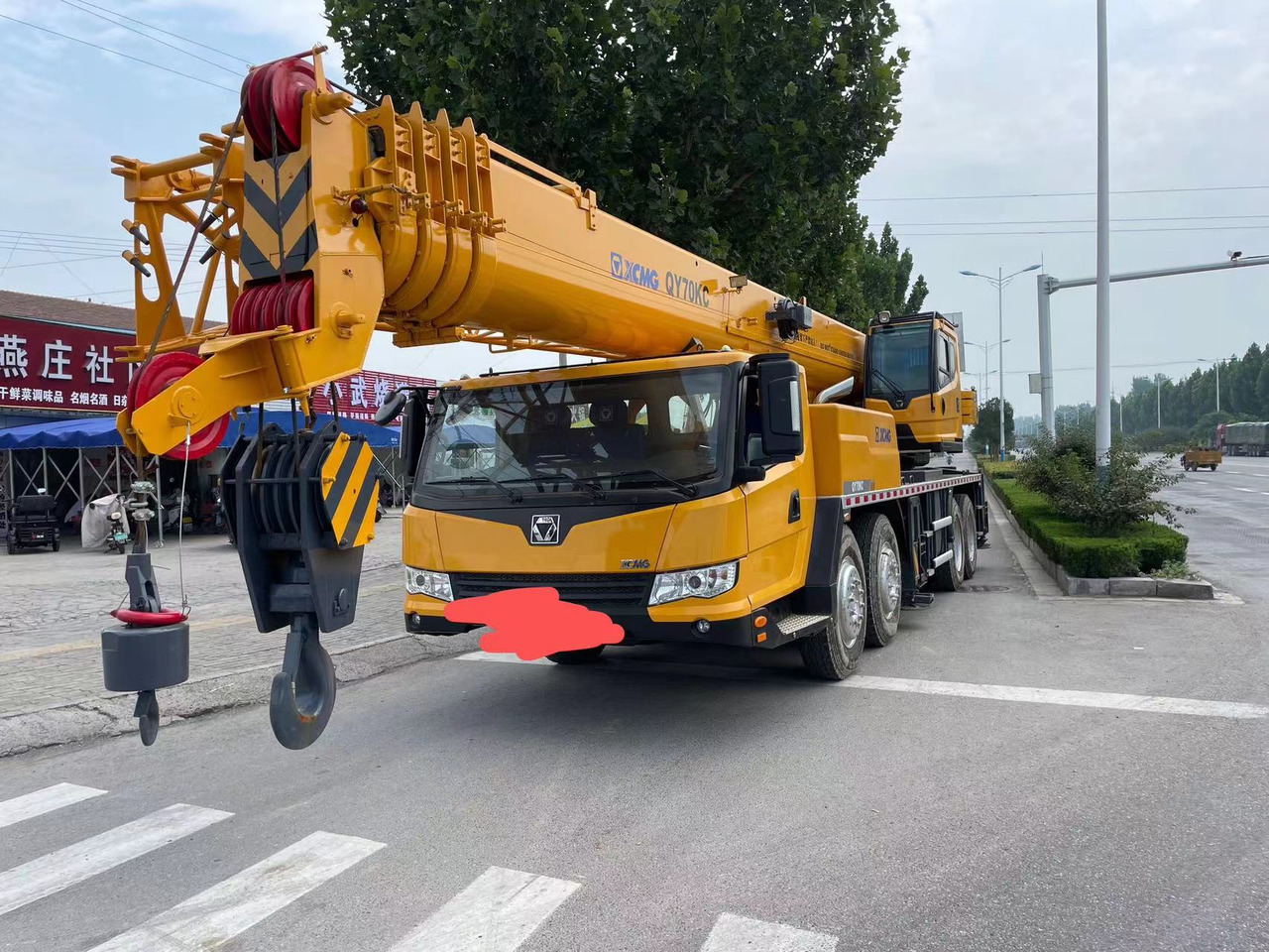XCMG QY70K - עגורן נייד: תמונה 3 XCMG QY70K - עגורן נייד: תמונה 3