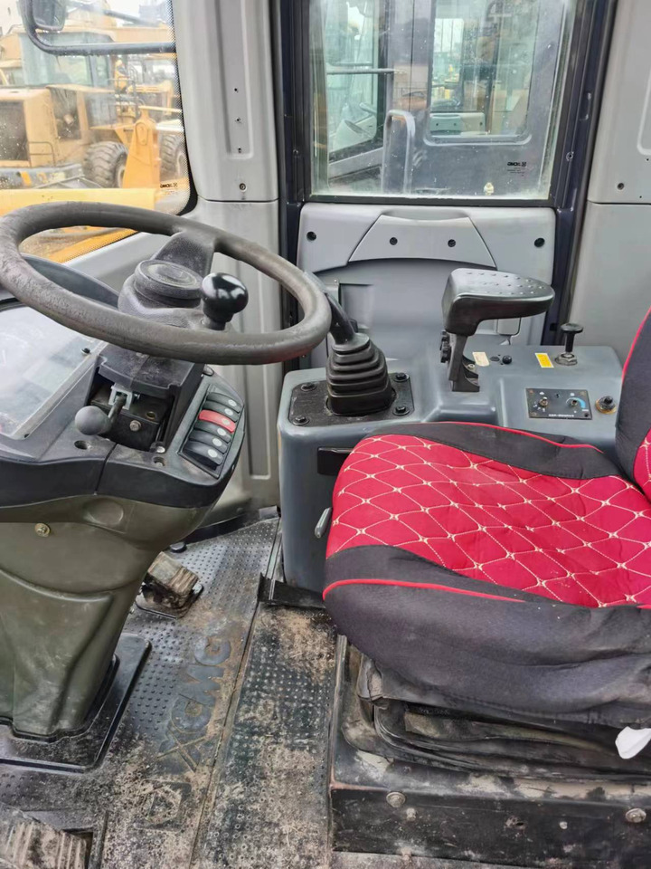 XCMG ZL50GN - מעמיס גלגלים: תמונה 4 XCMG ZL50GN - מעמיס גלגלים: תמונה 4